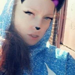 Meet your Posher, Desiree